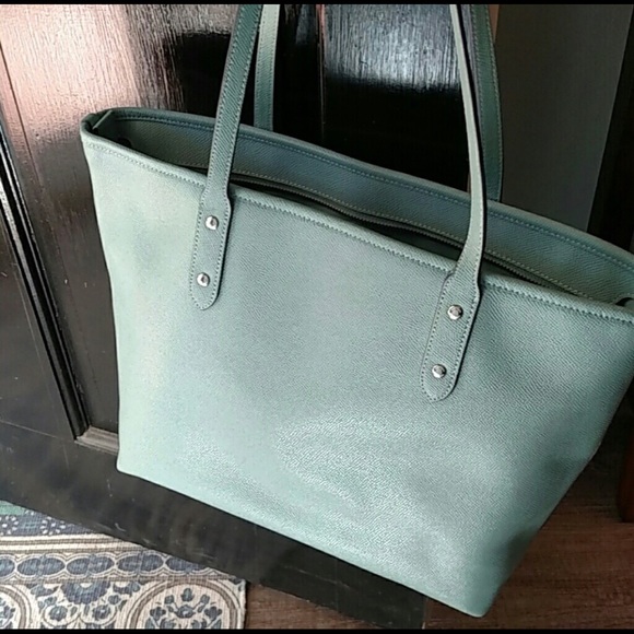 Coach City Tote in Marine and silver accent - Picture 3 of 4